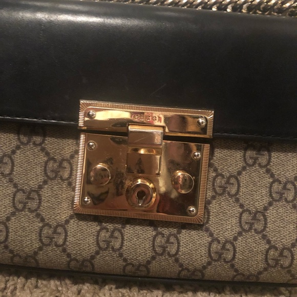 Gucci Crossbody - Picture 2 of 5
